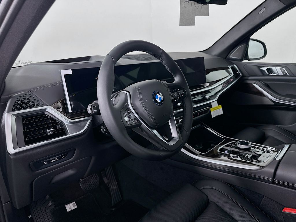 Thumbnail: 2026 BMW X5 - 9