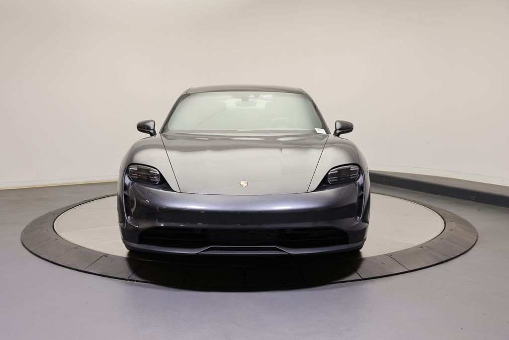 Thumbnail: 2021 Porsche Taycan - 8