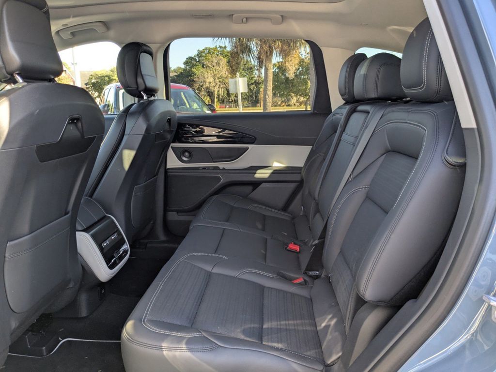 2025 Lincoln Nautilus Reserve