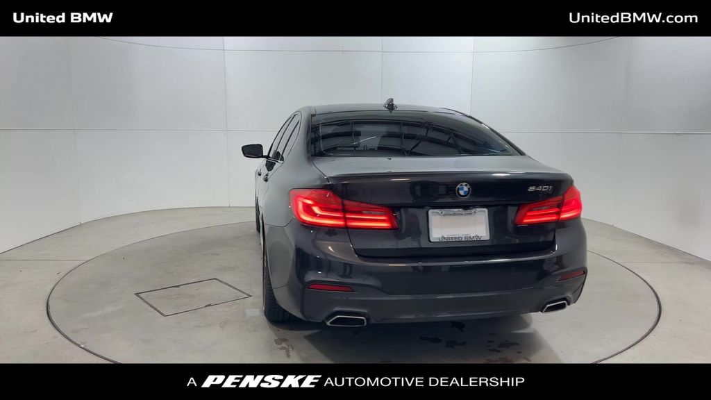 2019 BMW 5 Series 540i 7