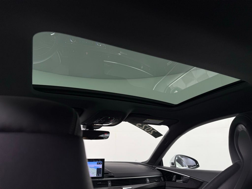 Thumbnail: 2023 Audi RS 5 - 24