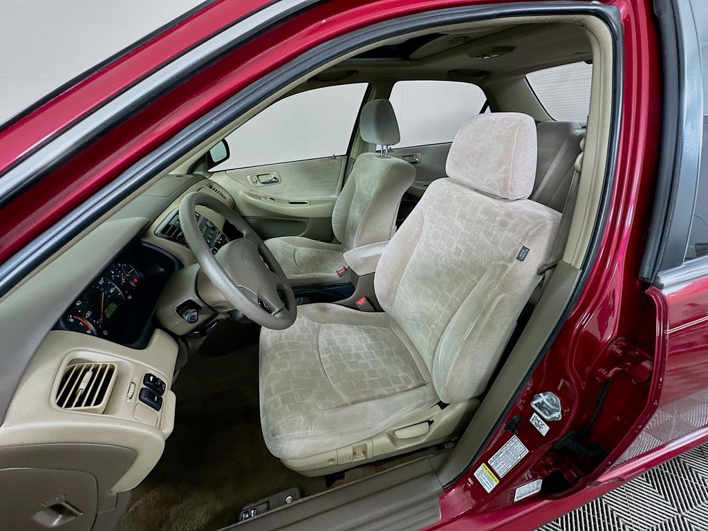 Thumbnail: 2002 Honda Accord - 19