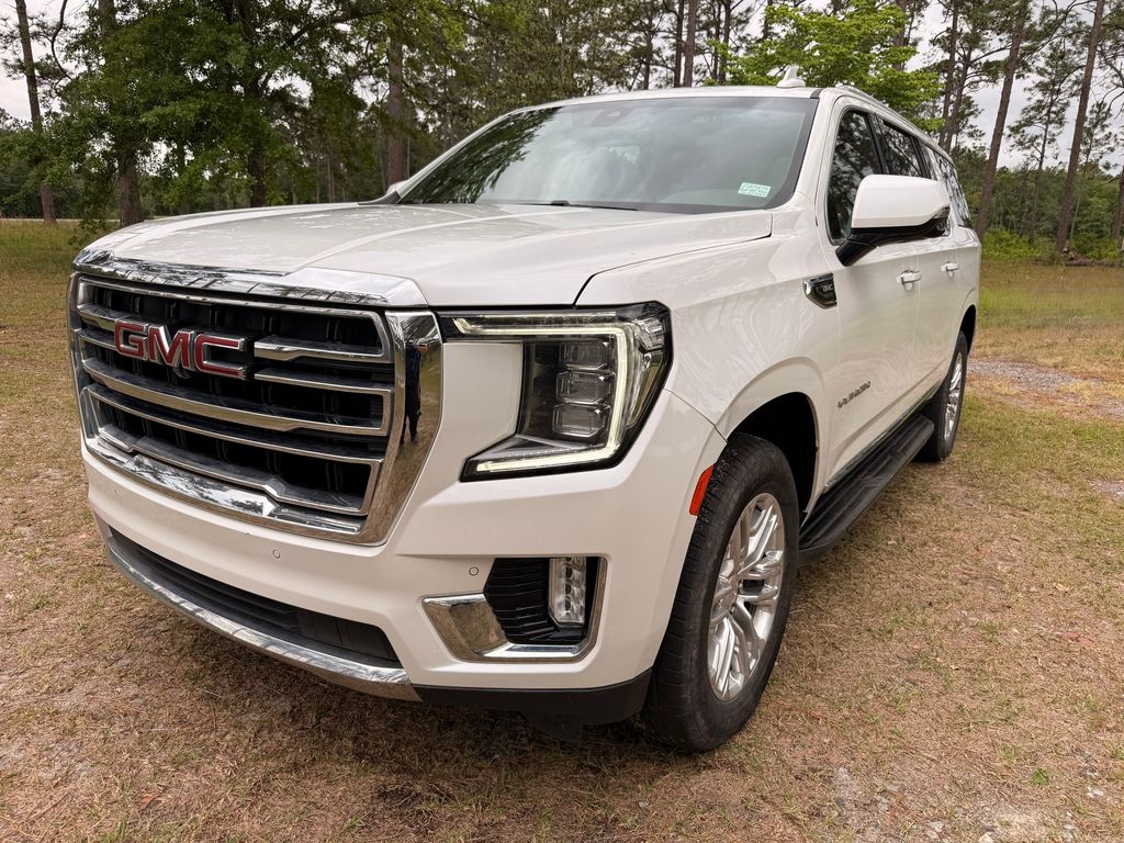 Summit White 2022 GMC Yukon XL SLT 4WD SUV / Crossover Four-Wheel Drive Automatic