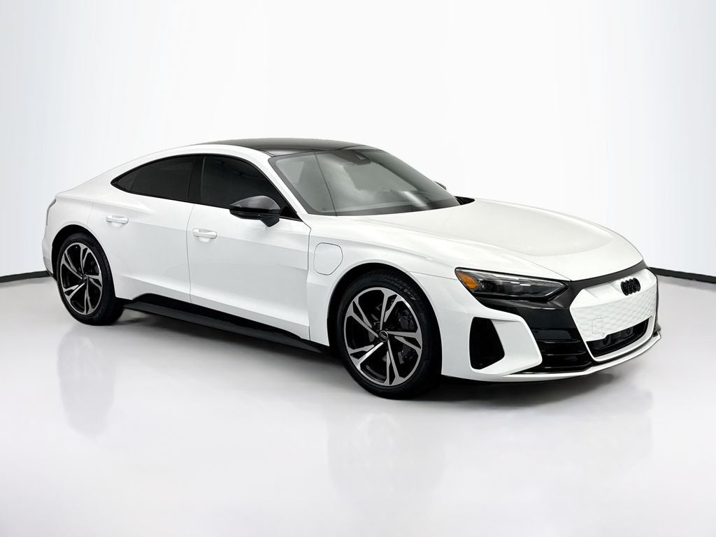 Thumbnail: 2024 Audi e-tron GT - 3