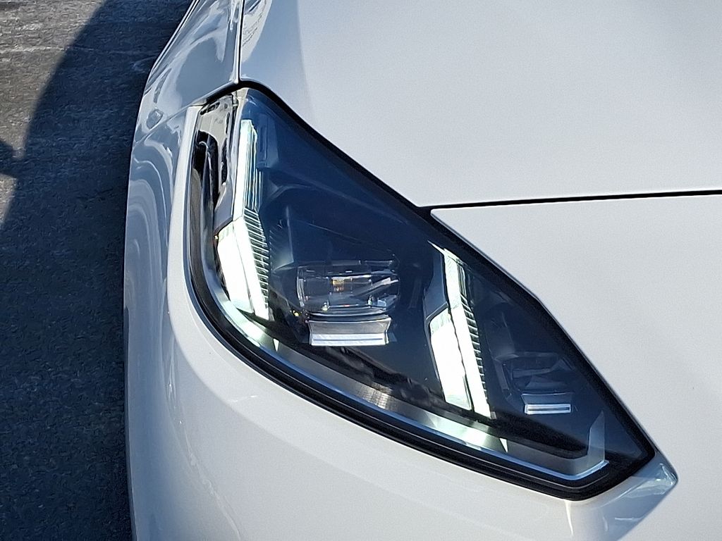 Thumbnail: 2025 BMW 2 Series - 9