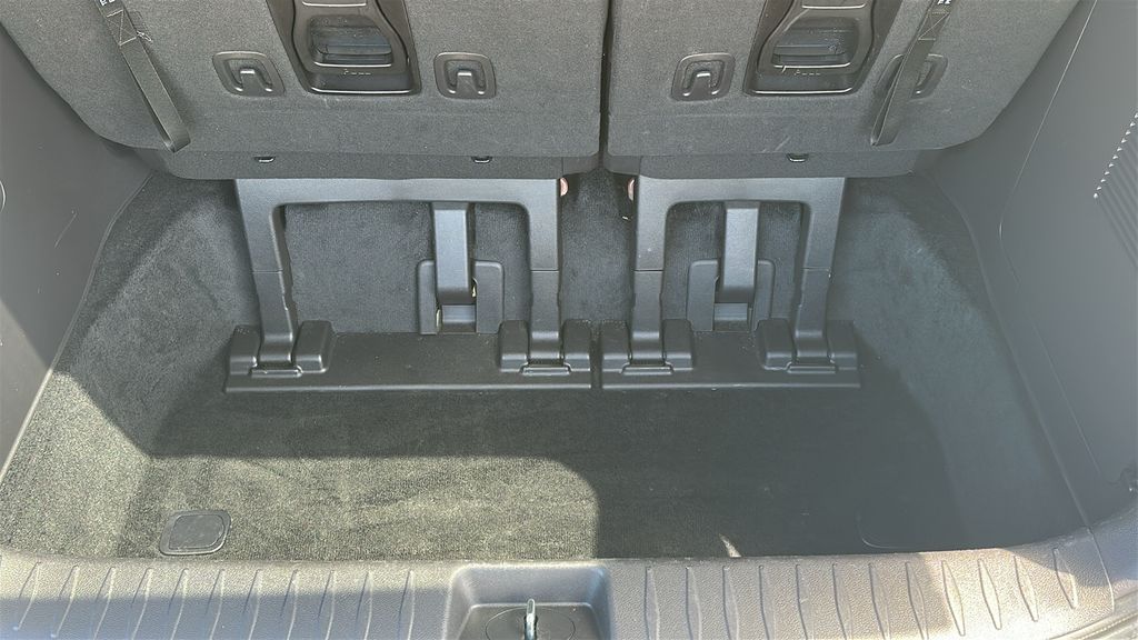 2026 Kia Carnival LXS Red at Community Kia