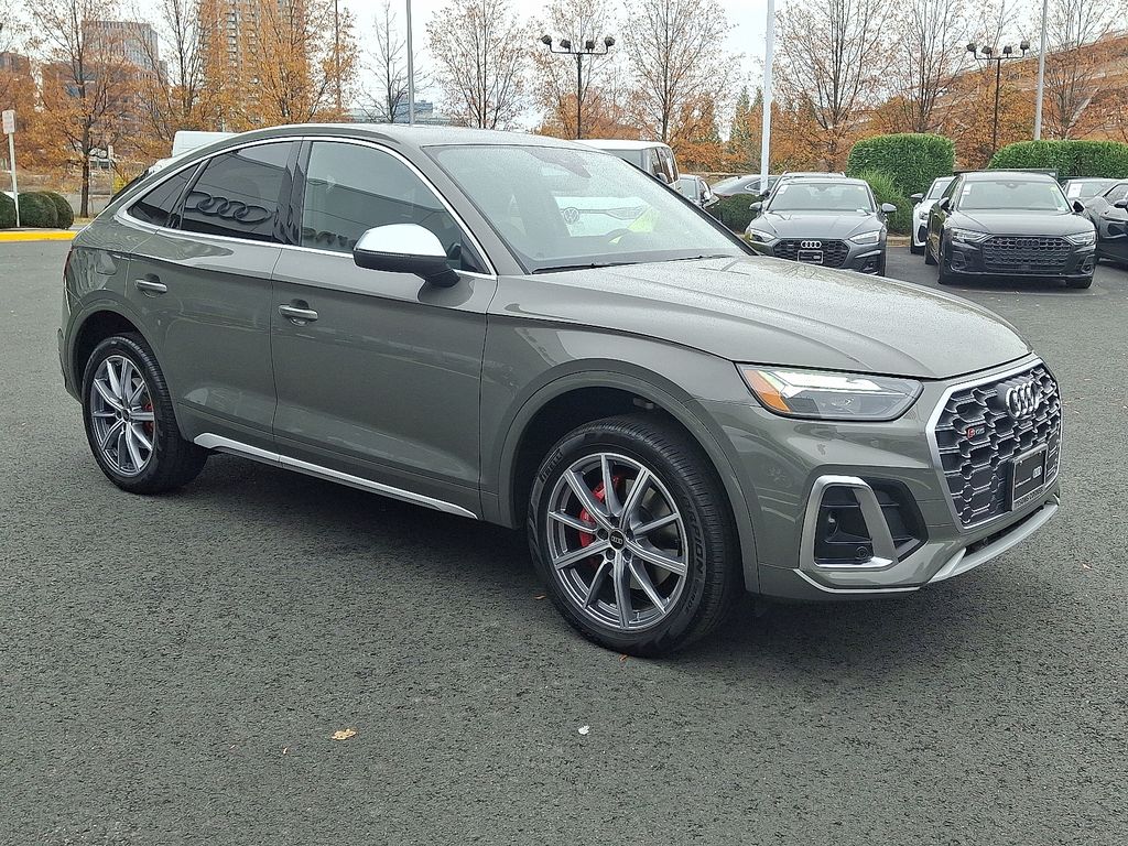 Thumbnail: 2025 Audi SQ5 - 3