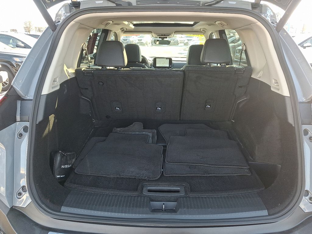 Thumbnail: 2022 Nissan Rogue - 29