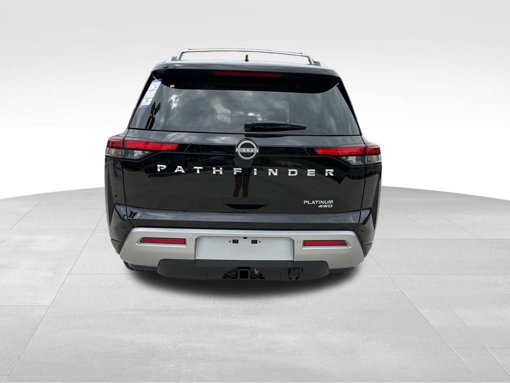 2024 Nissan Pathfinder Platinum 7