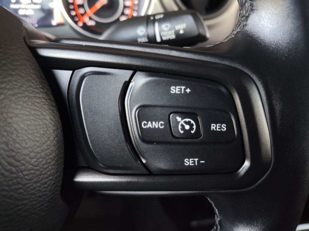 Used Car 2021 Jeep Gladiator  Willys For Sale Under $35,000 In Austin, Texas