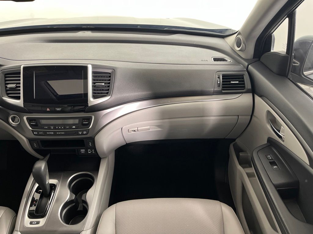 Thumbnail: 2019 Honda Ridgeline - 22