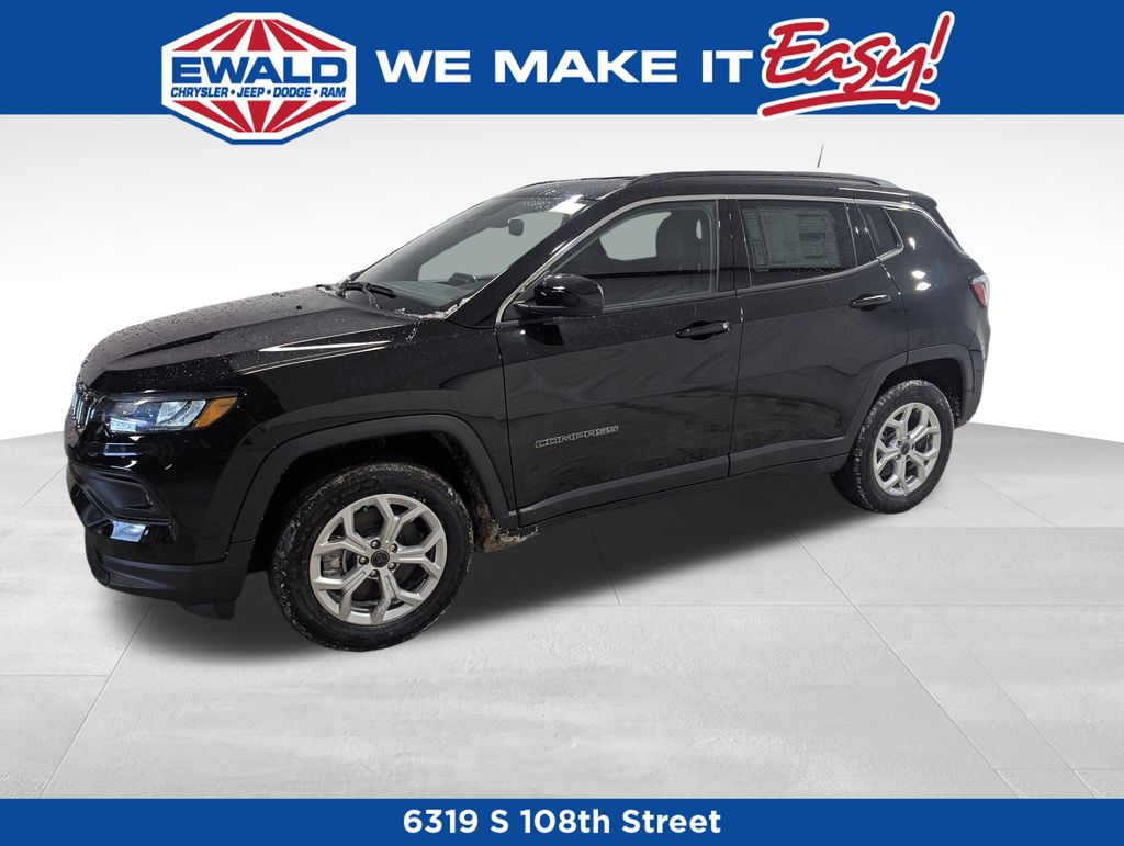 2025 Jeep Compass Latitude photo