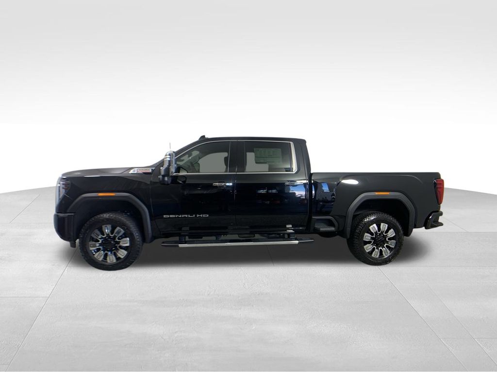 2025 GMC Sierra 2500HD Denali 3