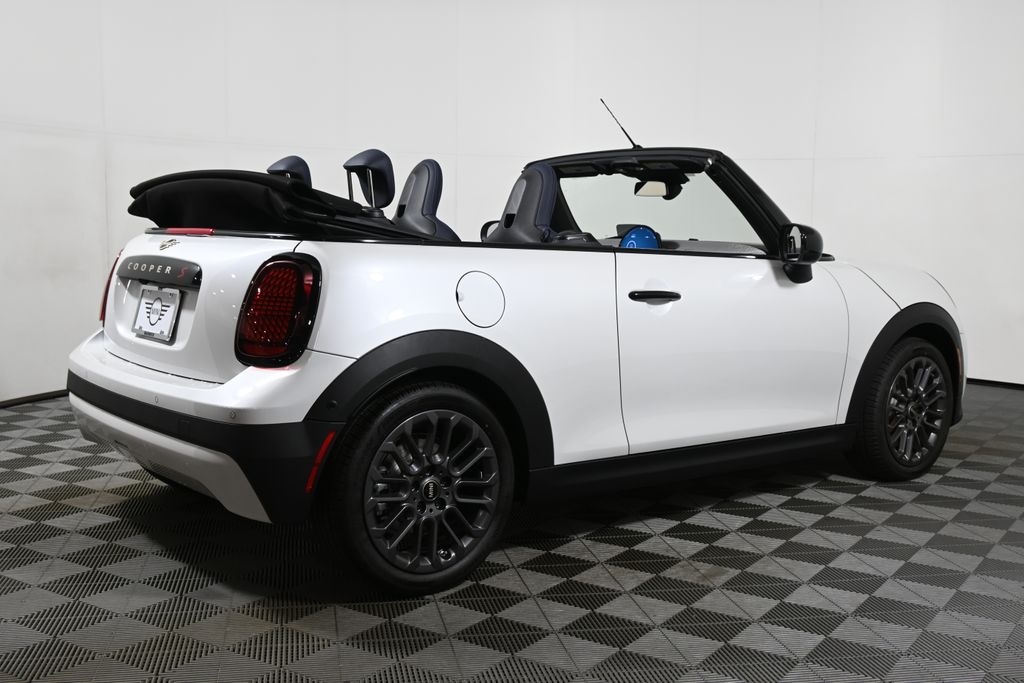 Thumbnail: 2026 MINI Cooper - 14