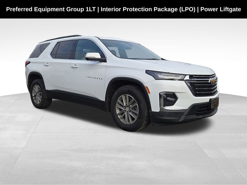 2023 Chevrolet Traverse LT