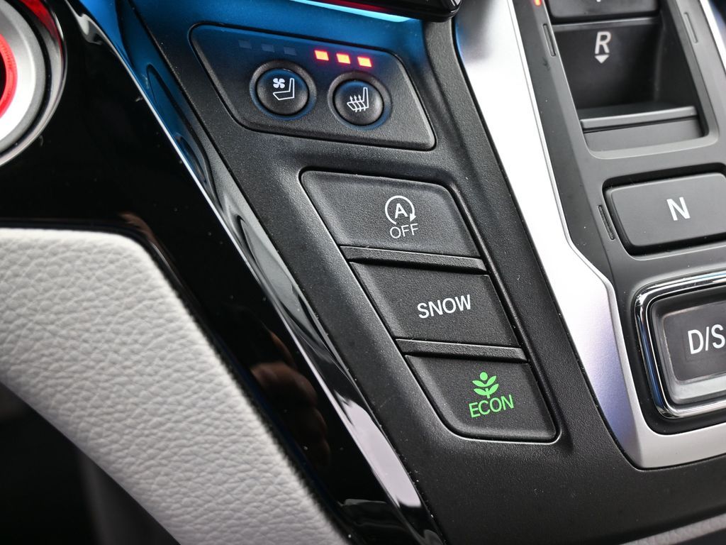 Used 2021  Honda Elite image 30