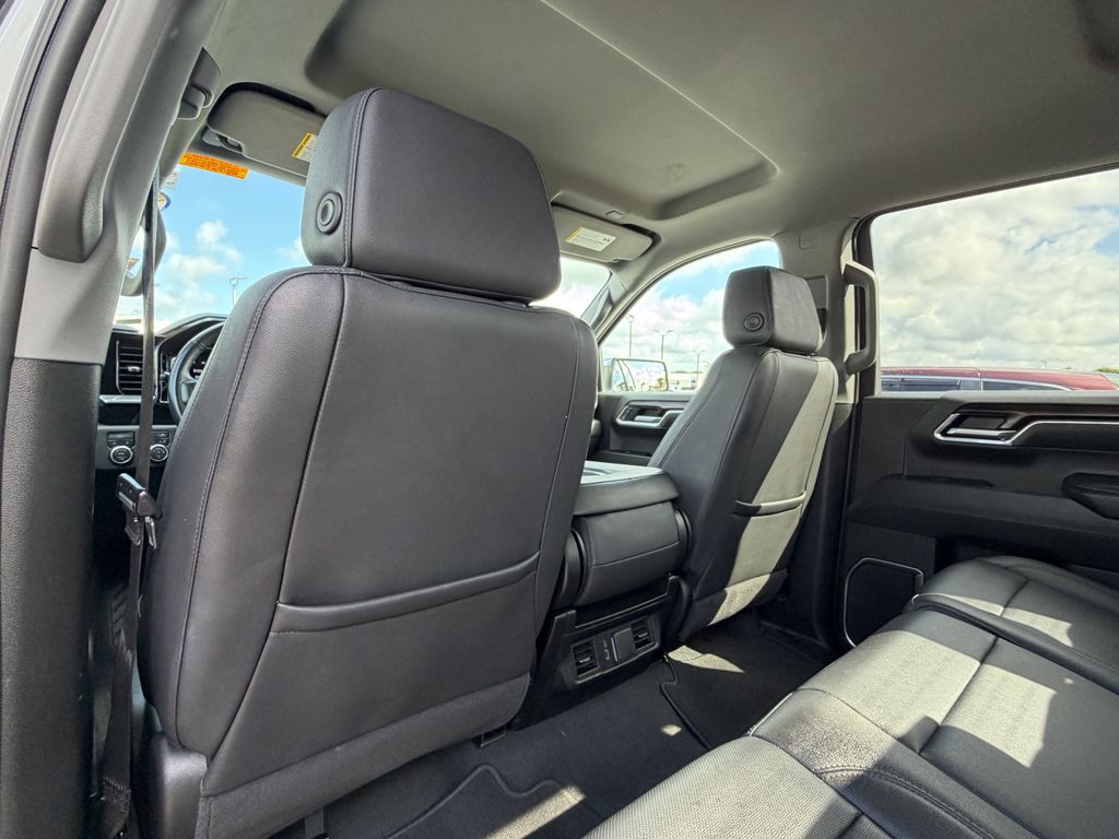 used 2025 GMC Sierra 1500 car, priced at $45,791