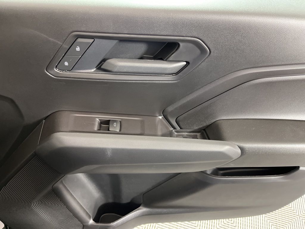 Thumbnail: 2026 Chevrolet Colorado - 11