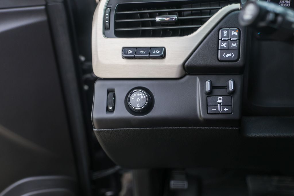 Used Car 2017 Gmc Yukon  Denali For Sale Under $30,000 In Austin, Texas