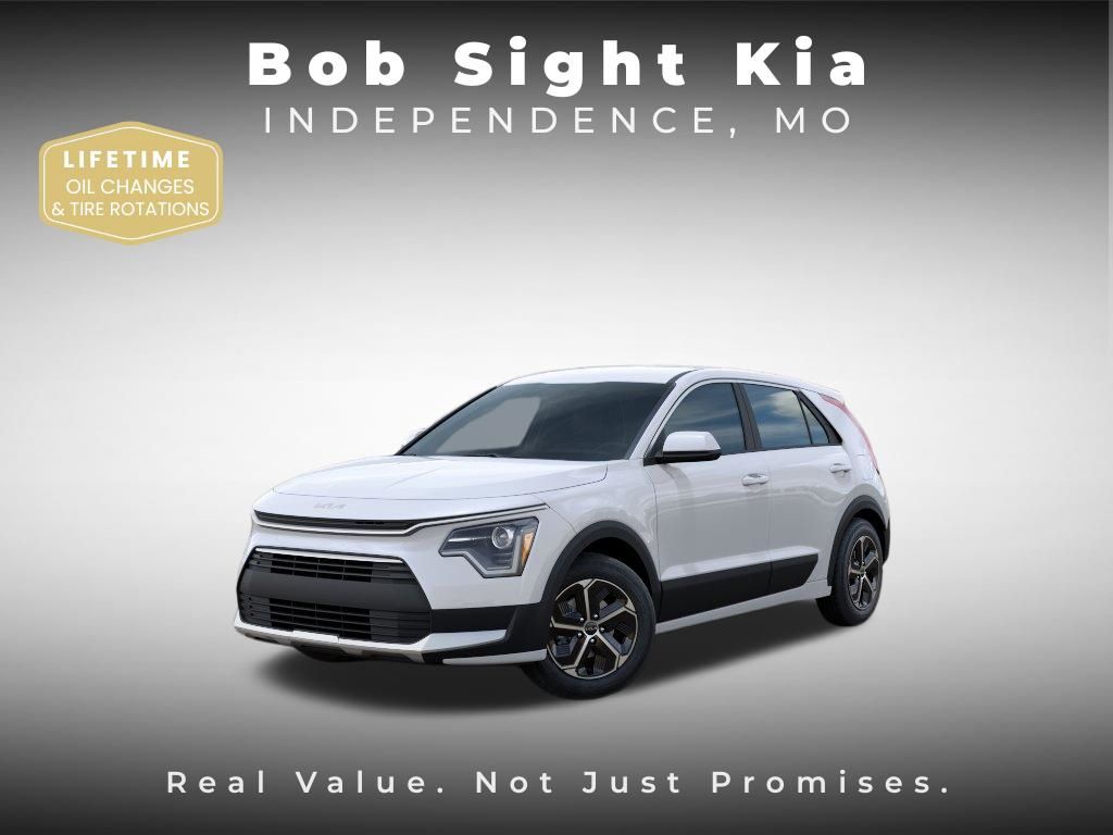 2026 Kia Niro LX HEV's photo