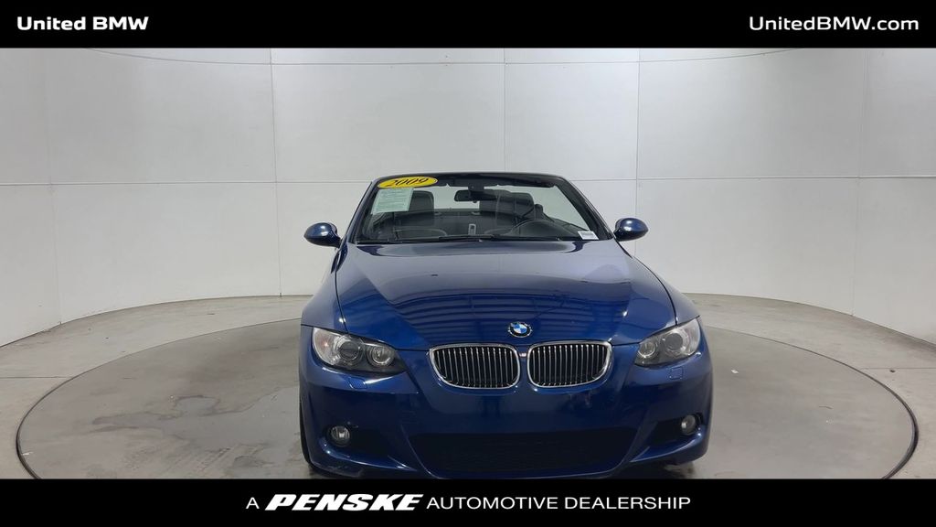 Thumbnail: 2009 BMW 3 Series - 3