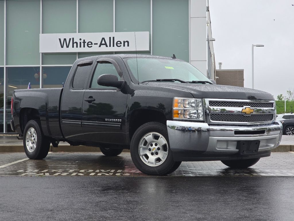Black 2012 Chevrolet Silverado 1500 LT Extended Cab RWD Pickup Truck 4X2 6-Speed Automatic Overdrive