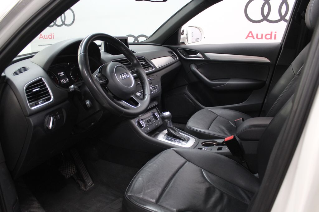 Thumbnail: 2016 Audi Q3 - 10