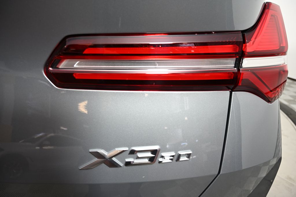 Thumbnail: 2026 BMW X3 - 11