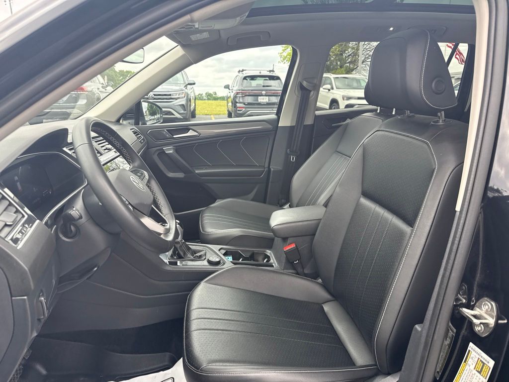 2024 Volkswagen Tiguan 2.0T SE Black at Audi Porsche Sewickley