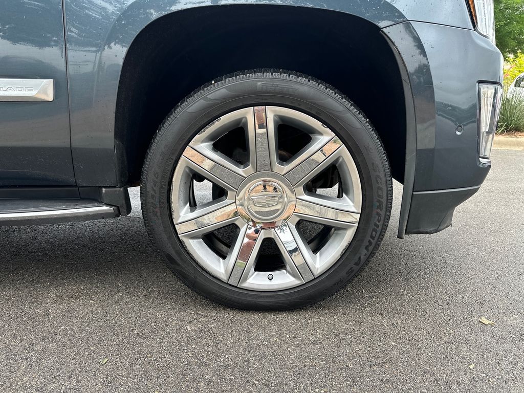 Used Car 2020 Cadillac Escalade Esv  Luxury For Sale Under $25,000 In Austin, Texas