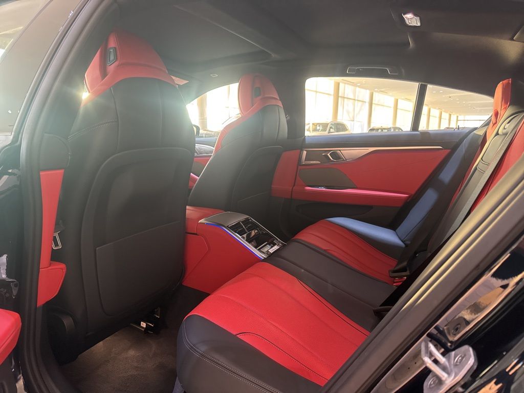 Thumbnail: 2024 BMW 8 Series - 24