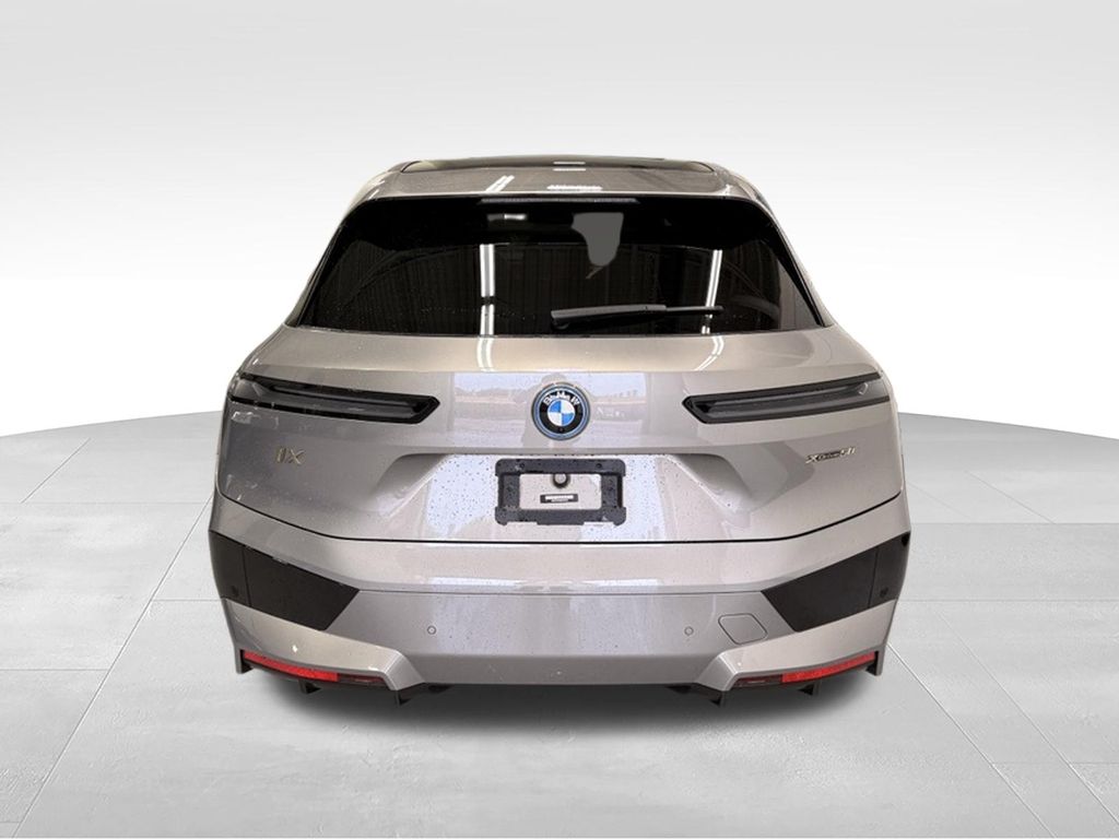 Thumbnail: 2024 BMW iX - 4