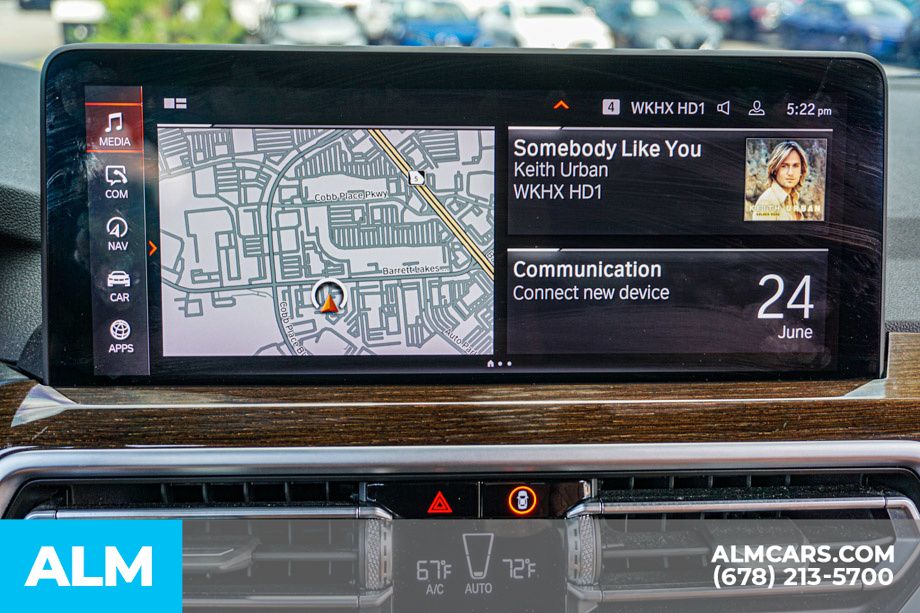 Used 2022 White BMW xDrive30i image 35