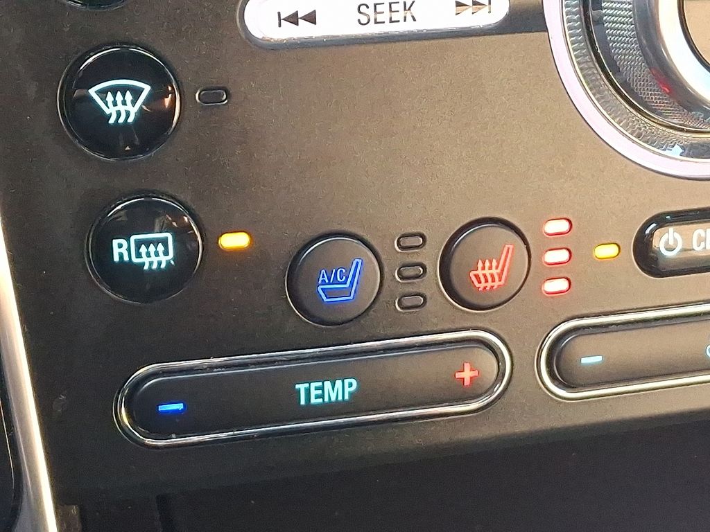 Thumbnail: 2019 Ford Explorer - 26