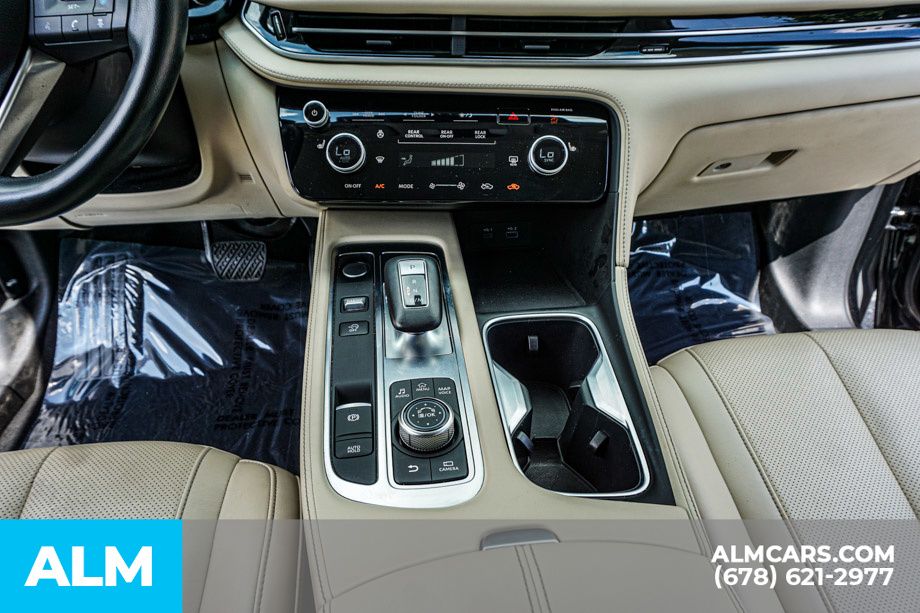 Used 2022 Black INFINITI LUXE image 42