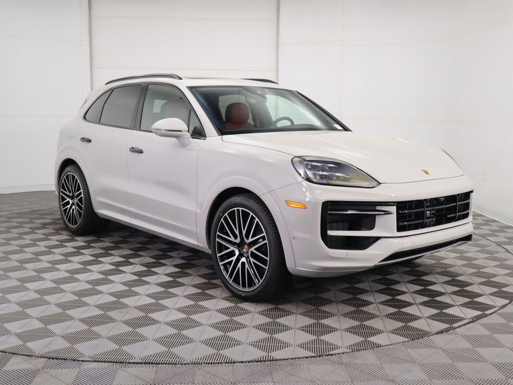 Thumbnail: 2025 Porsche Cayenne - 9
