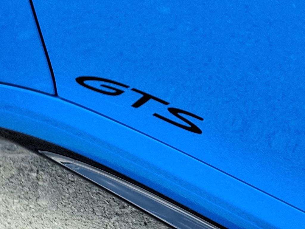 Thumbnail: 2022 Porsche 911 - 29