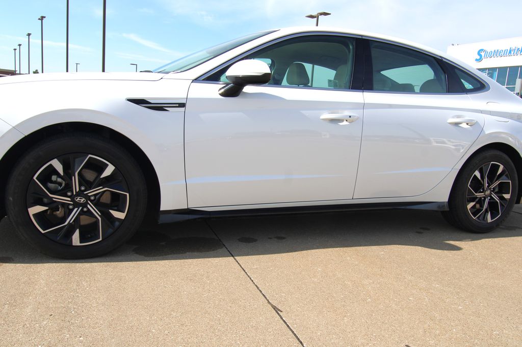 Used 2024 Hyundai Sonata Sedan