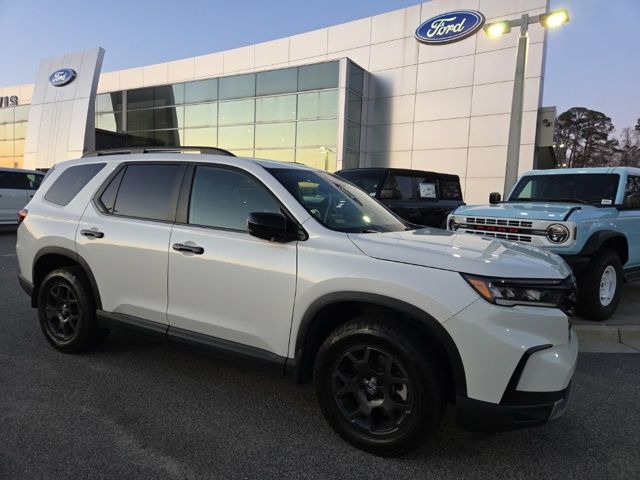 2023 Honda Pilot AWD TrailSport