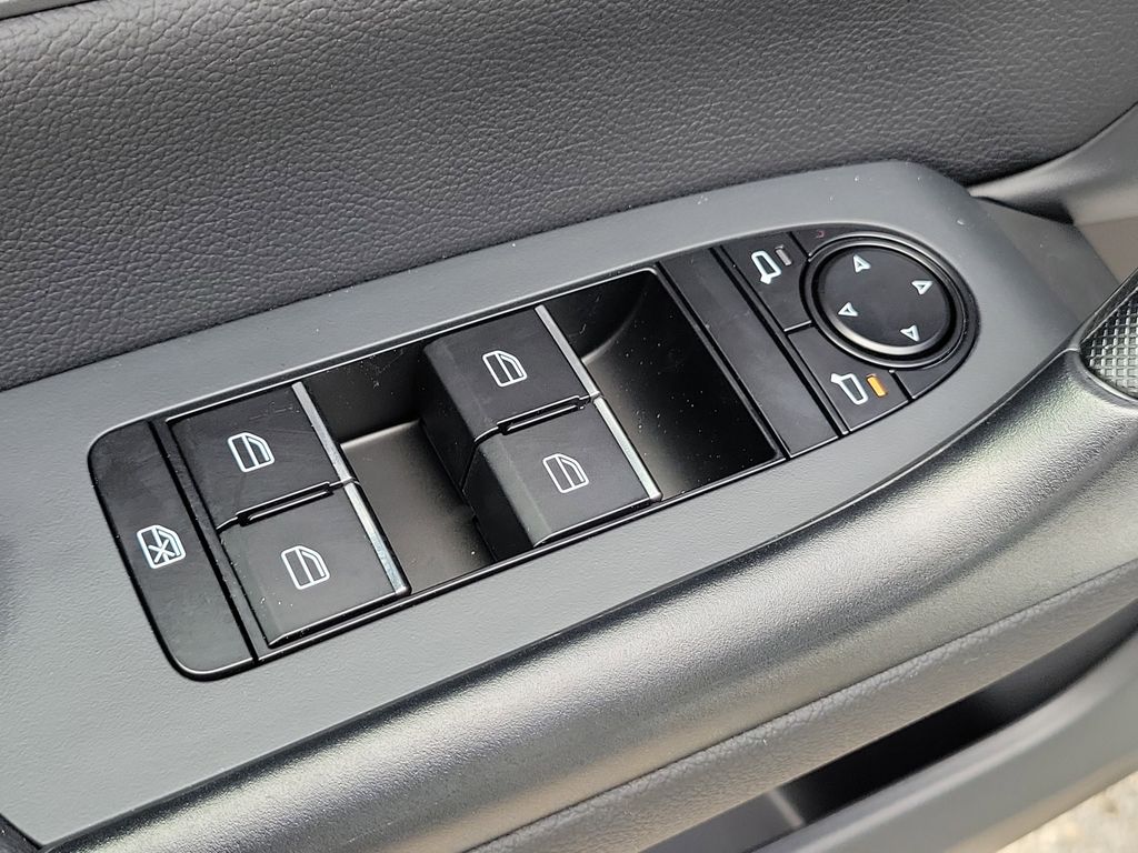 2026 Mazda CX-50 Premium - Photo 21