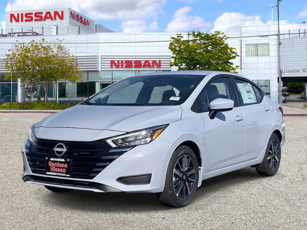 2025 Nissan Versa 1.6 SV