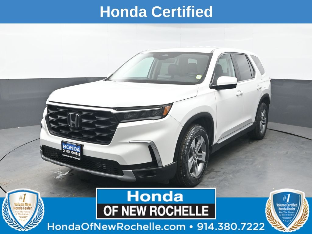 Platinum White Pearl 2023 Honda Pilot SUV / Crossover All-Wheel Drive Automatic