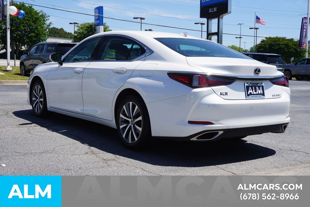 Used 2019 White Lexus 350 image 7
