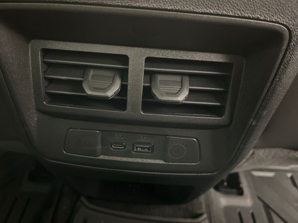 Thumbnail: 2026 Chevrolet Colorado - 16
