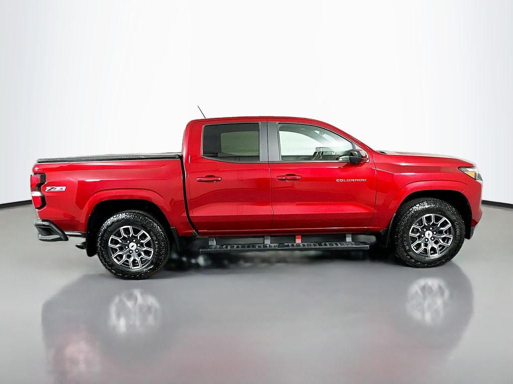 Thumbnail: 2025 Chevrolet Colorado - 4