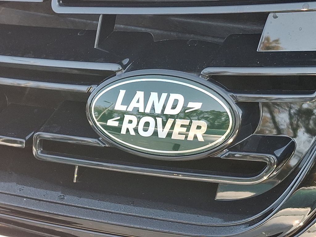 2025 Land Rover Range Rover Evoque Dynamic 19