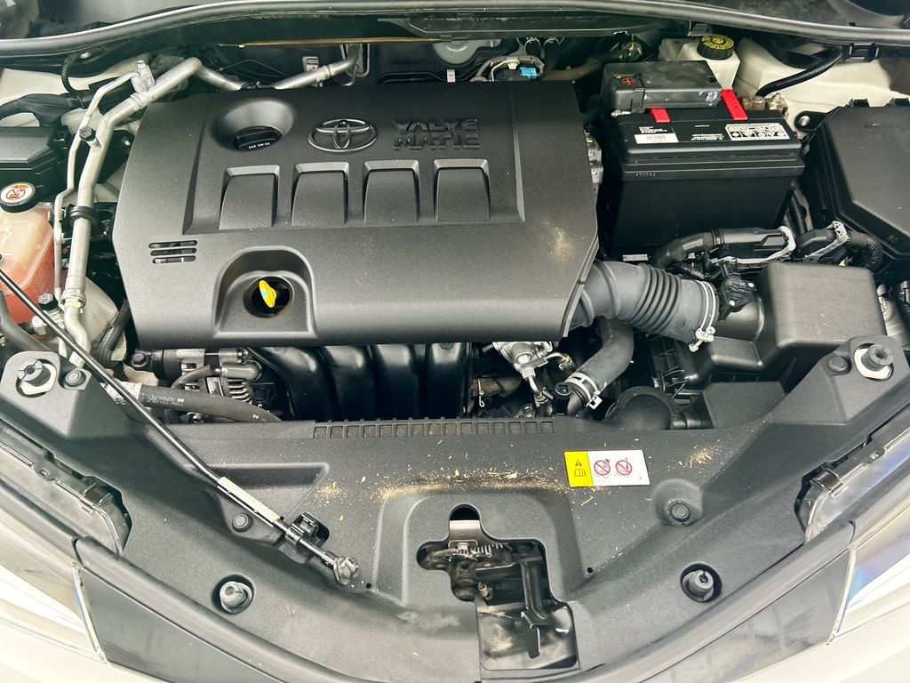 Thumbnail: 2019 Toyota C-HR - 27