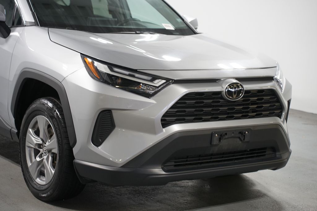 Thumbnail: 2024 Toyota RAV4 - 4