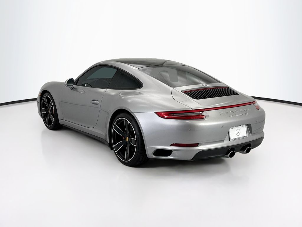 Thumbnail: 2017 Porsche 911 - 7