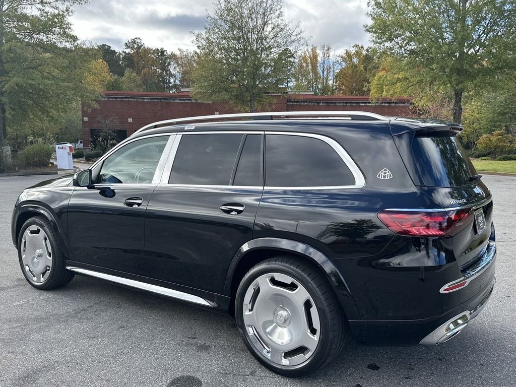 2025 Mercedes-Benz GLS Maybach GLS 600 6